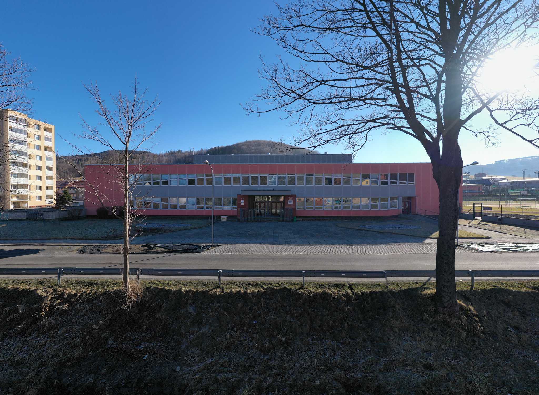 ÚŘEDNÍ HODINY BĚHEM PRÁZNIN