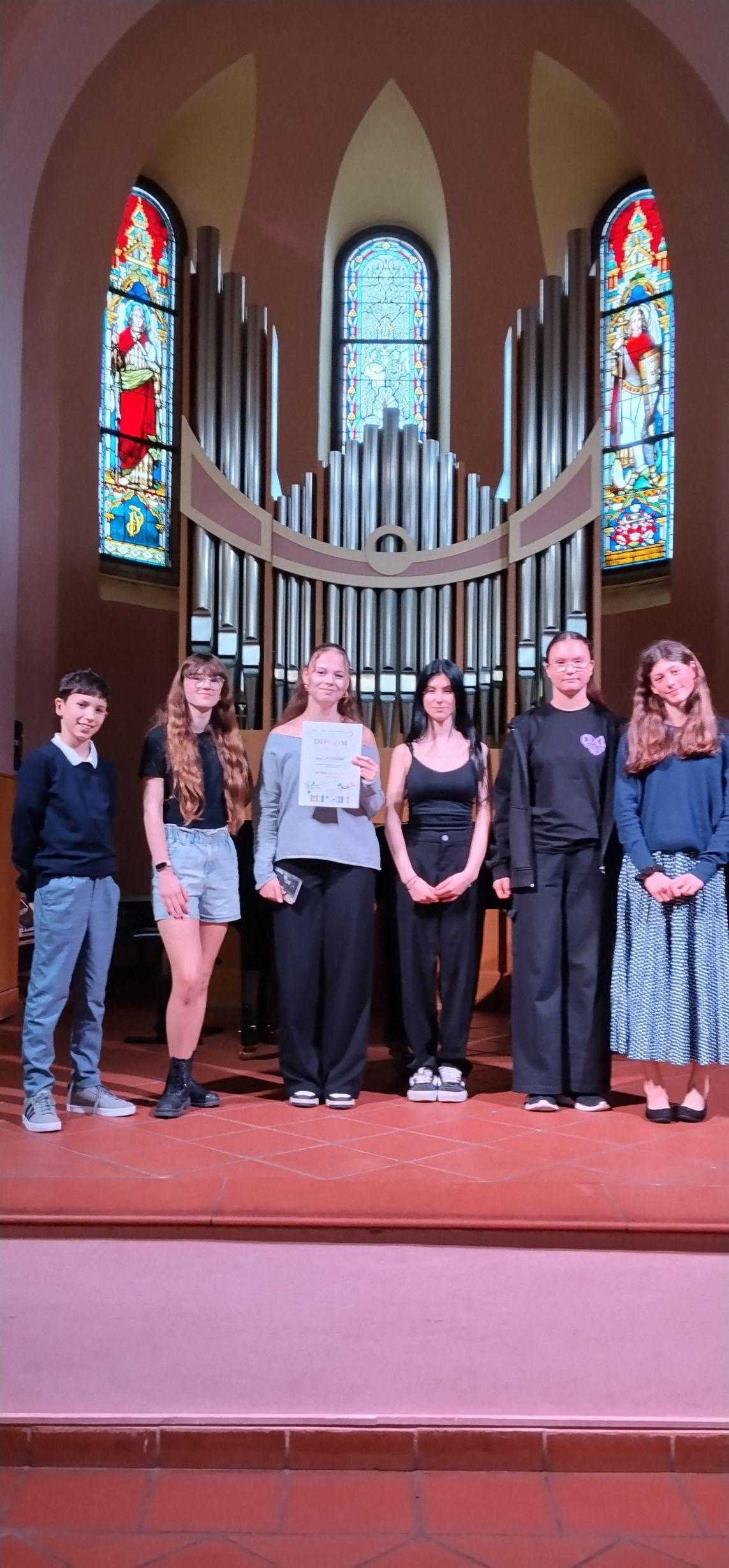 Úspěch v recitační soutěži Dětská scéna