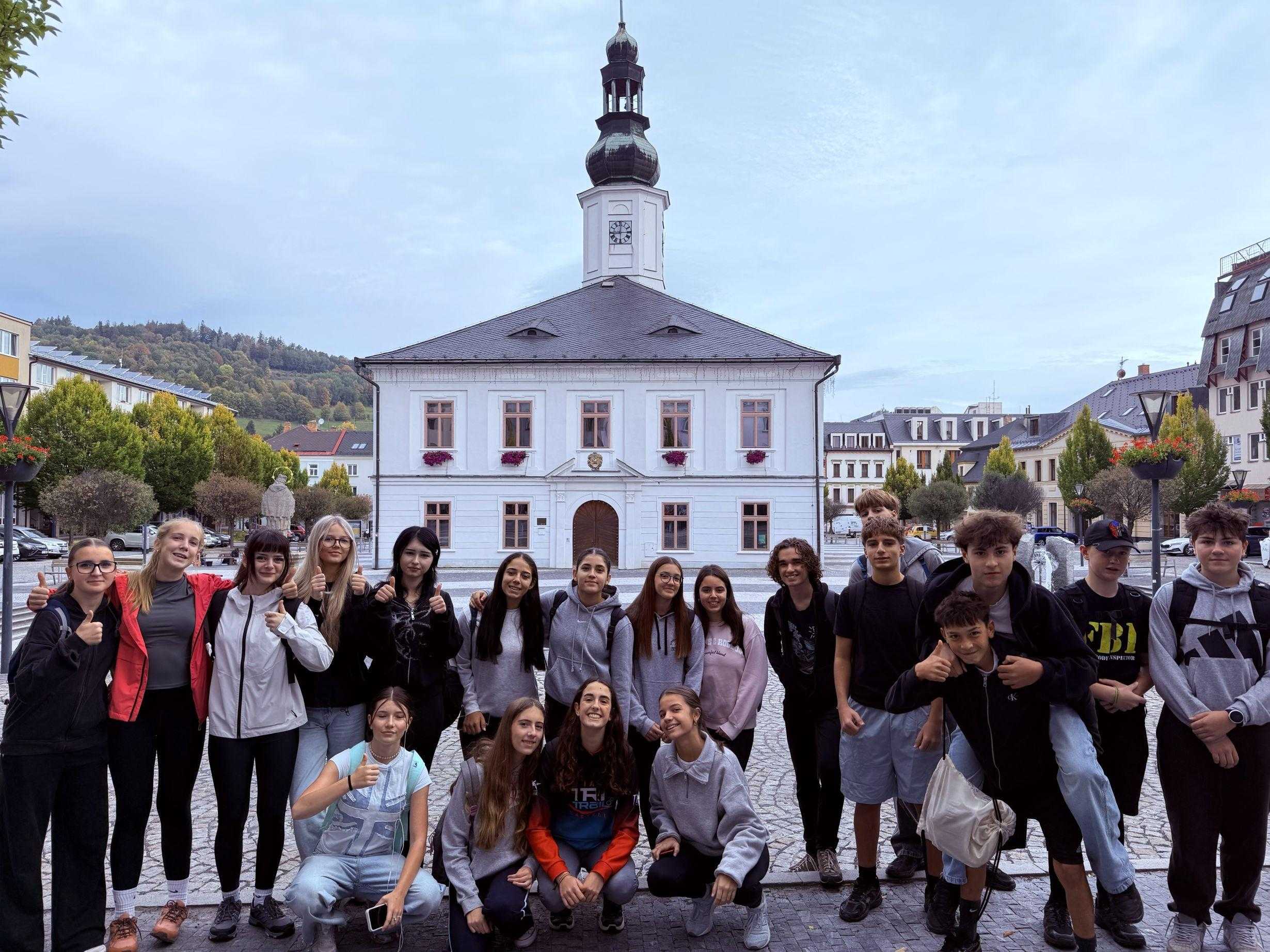 Španělští žáci poznávali Jeseník, naši školu i českou kulturu