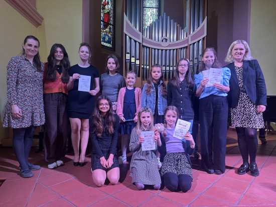 Zpěváčci uspěli v Okresním kole pěvecké soutěže Zvoneček!