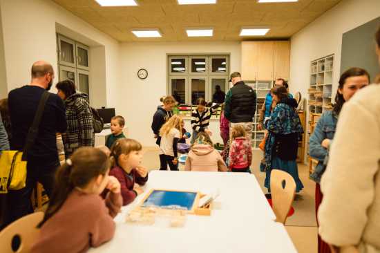 Slavnostní otevření nové budovy na Kalvodově ulici